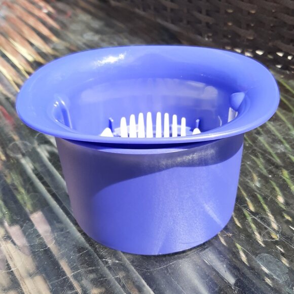 New 7353 Tupperware Slice 'N Wedge Kitchen Gadget with Instruction - Picture 7 of 9